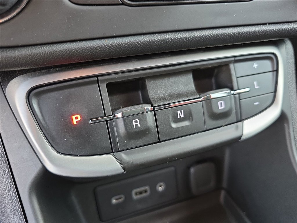 Certified 2023 GMC Terrain SLE w/ Driver Convenience Package image 19