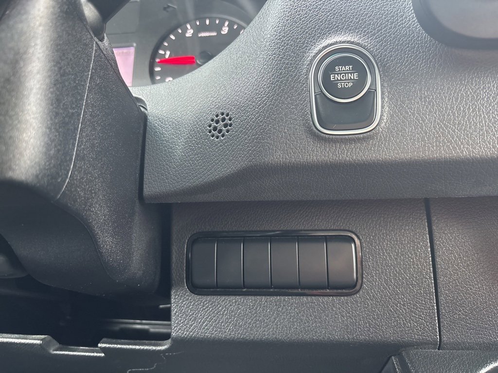 Used 2021 Freightliner Sprinter 3500 image 38