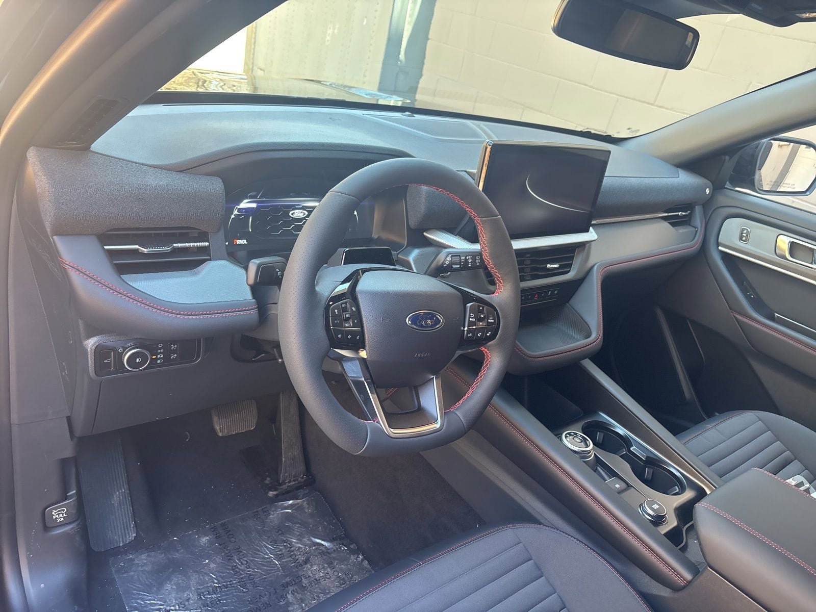New 2026 Ford Explorer ST-Line w/ ST-Line Street Pack image 12