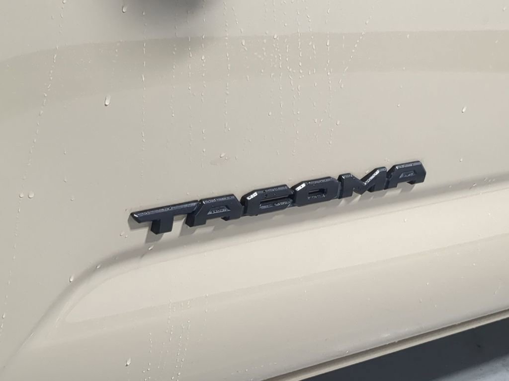 Used 2019 Toyota Tacoma SR5 image 23