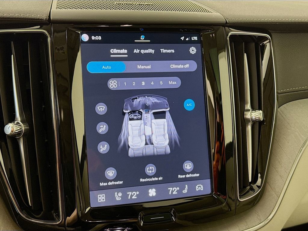 Used 2025 Volvo XC60 T8 Ultra w/ Protection Package Premier image 17