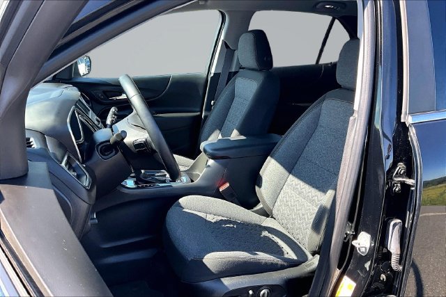 Used 2023 Chevrolet Equinox LT AWD/4WD image 24