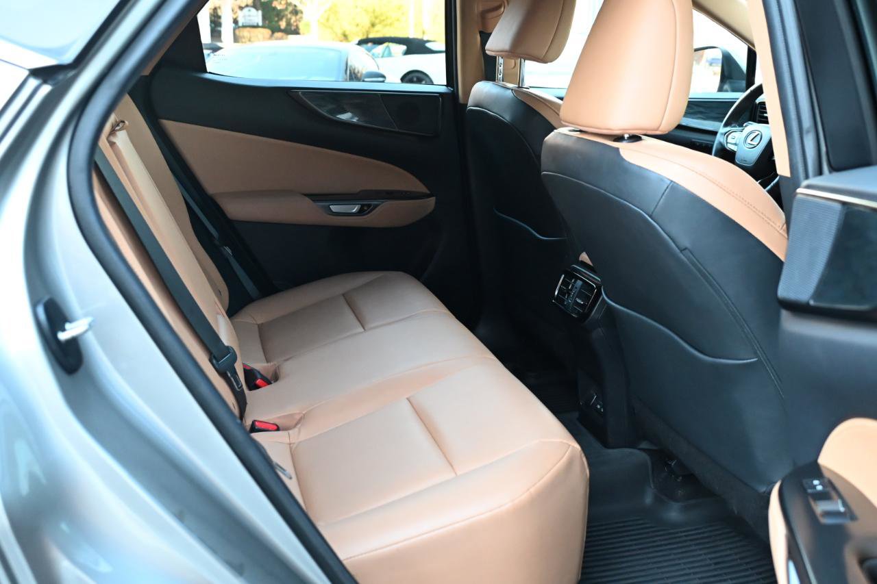 Used 2023 Lexus NX 350 AWD image 36