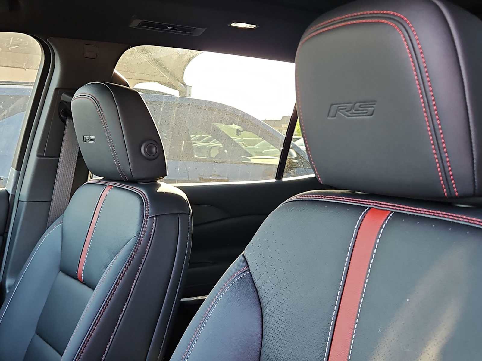 New 2026 Chevrolet Traverse RS image 15