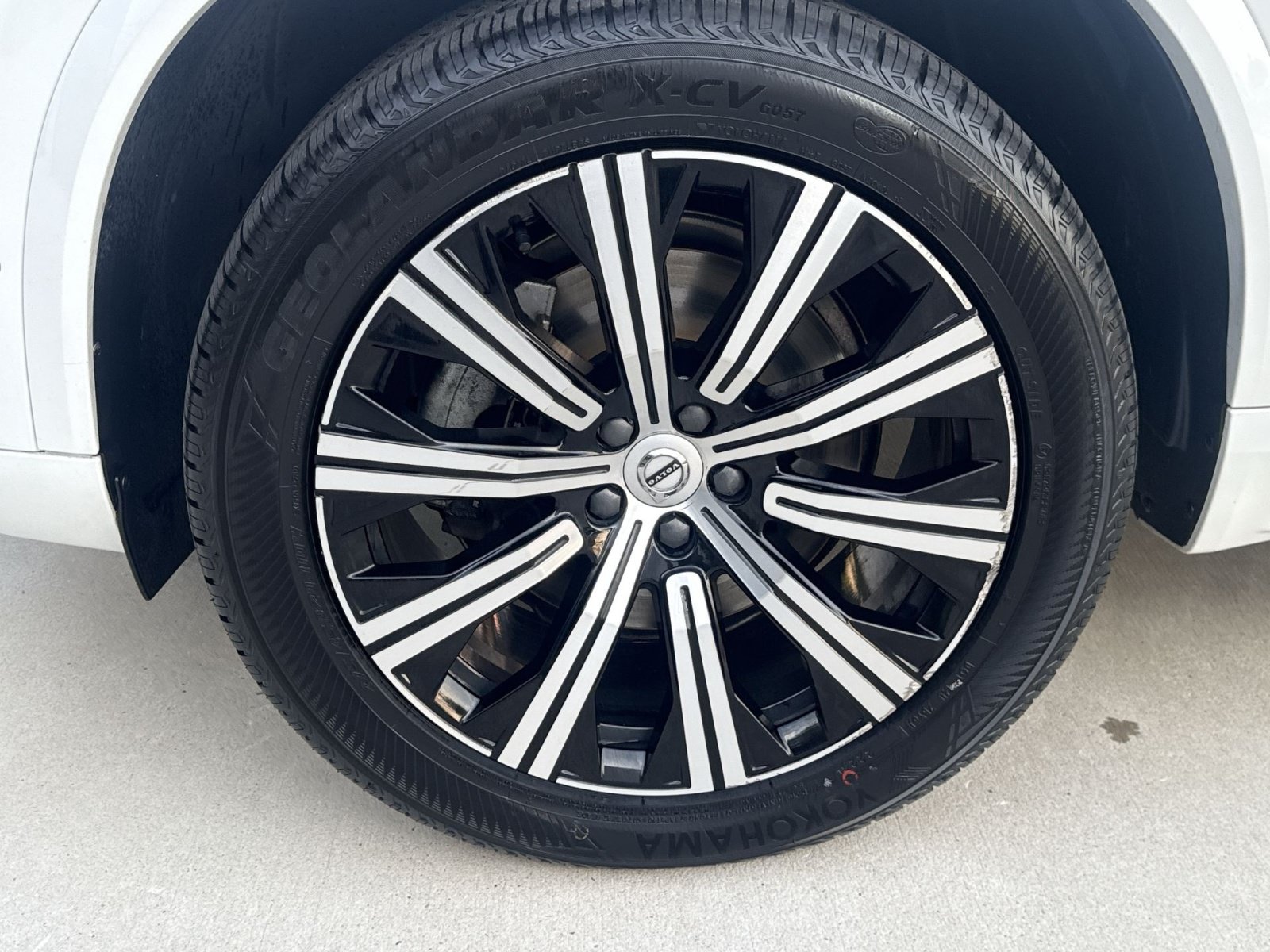 Certified 2023 Volvo XC90 B6 Plus w/ Protection Package Premier AWD/4WD image 20