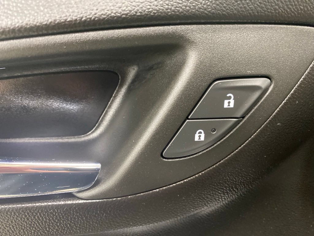 Used 2024 Chevrolet Equinox LS w/ LS Convenience Package AWD/4WD image 29