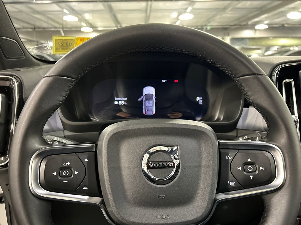 Certified 2023 Volvo C40 P8 Recharge Ultimate image 12