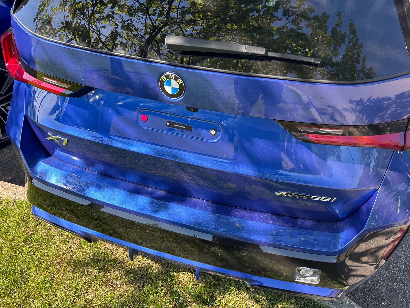 New 2026 BMW X1 xDrive28i AWD/4WD image 12