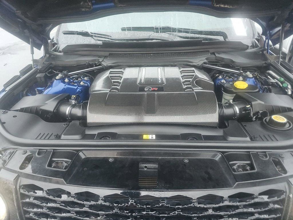 Used 2015 Land Rover Range Rover Sport SVR image 9