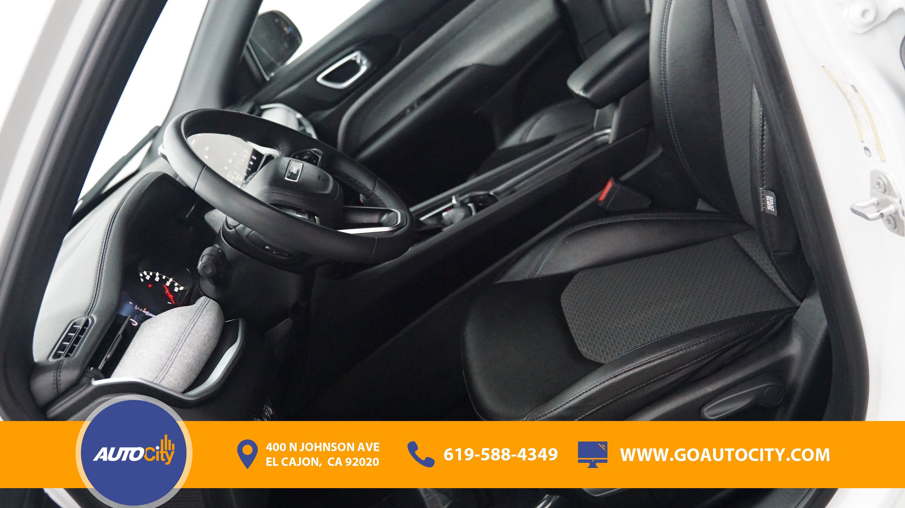 Used 2024 Jeep Compass Latitude AWD/4WD image 9
