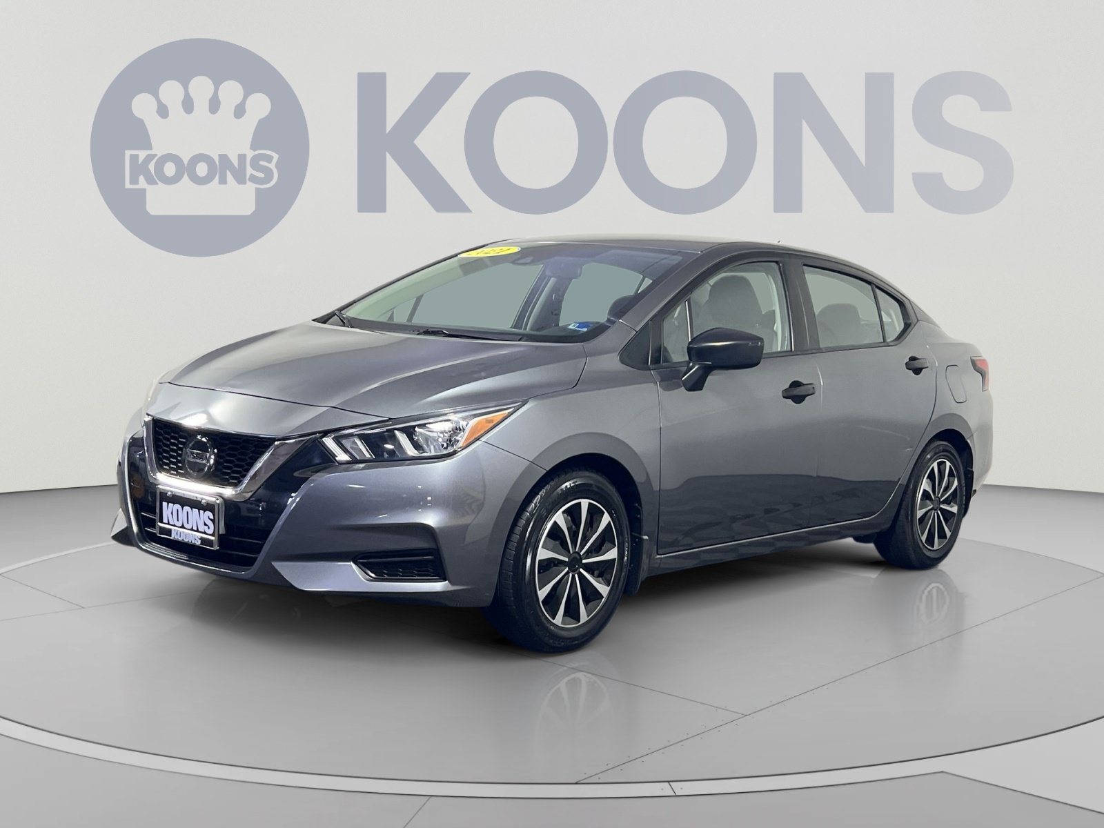 Used 2021 Nissan Versa S FWD image 1