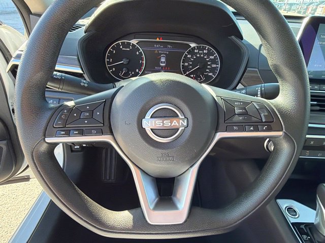 Used 2025 Nissan Altima 2.5 SV AWD/4WD image 29