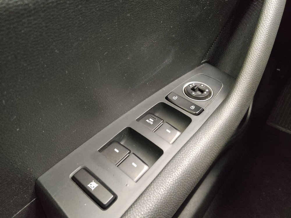 Used 2018 Hyundai Sonata SE FWD image 27