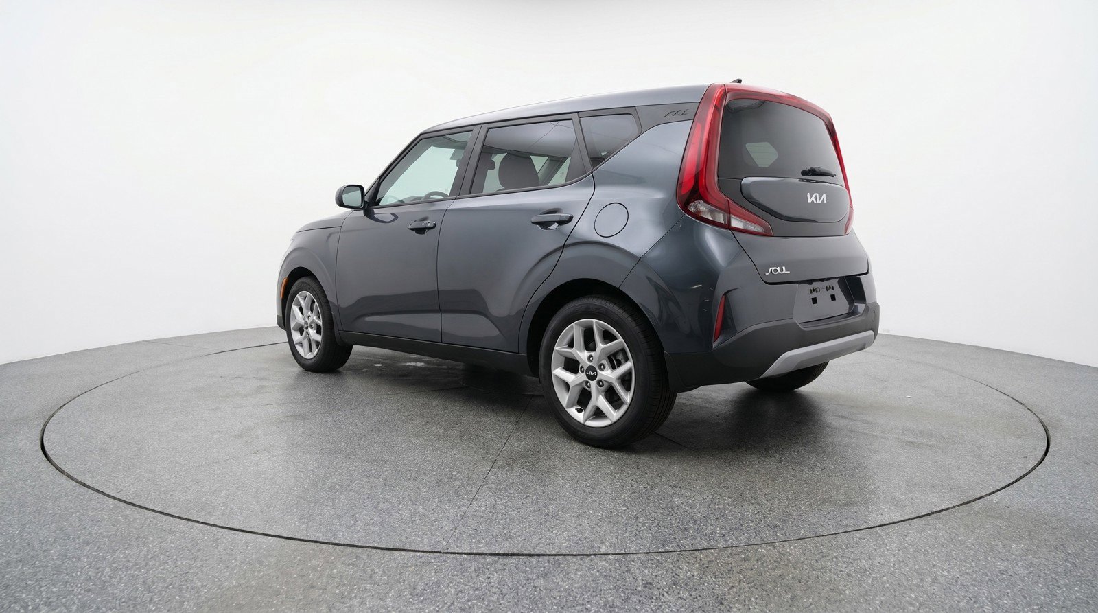 Used 2025 Kia Soul LX w/ LX Technology Package FWD image 6