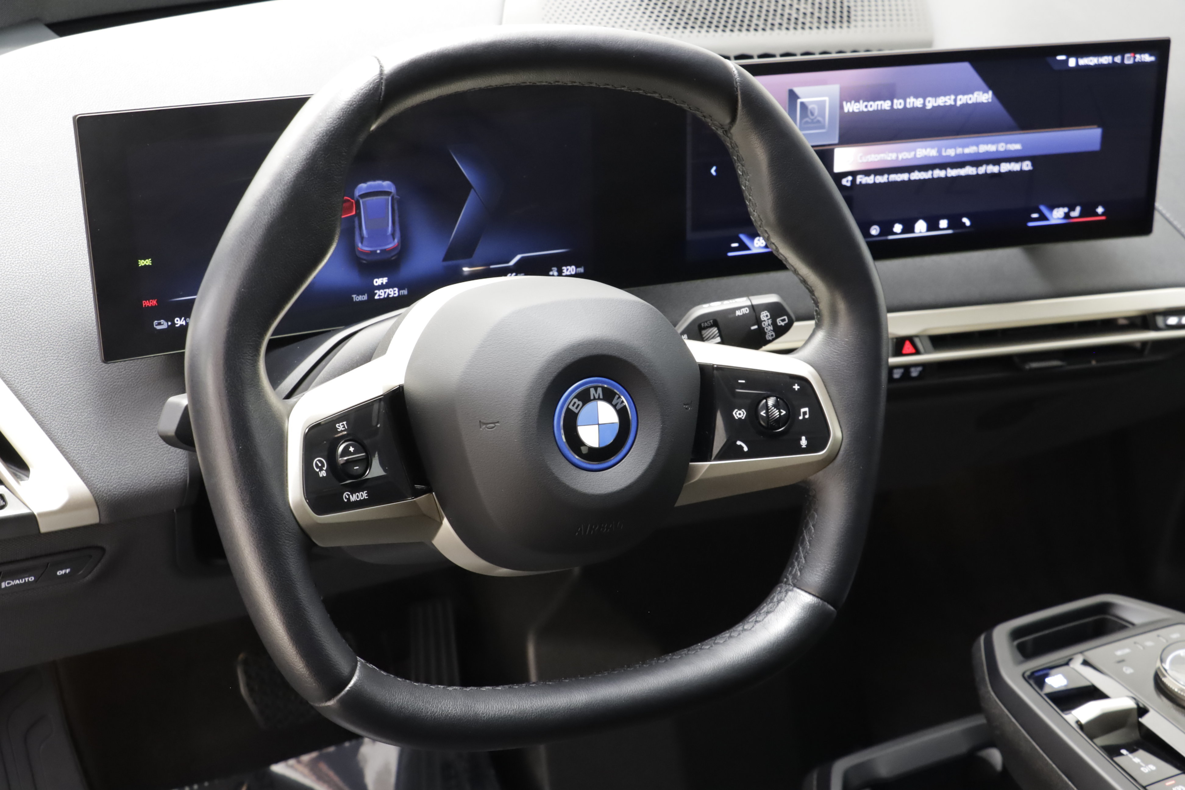 Used 2024 BMW iX xDrive50 w/ Premium Package AWD/4WD image 8
