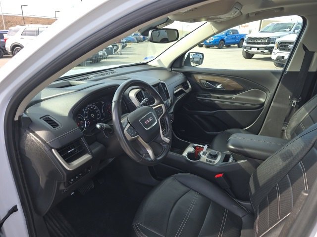 Used 2022 GMC Terrain Denali w/ Denali Premium Package image 10