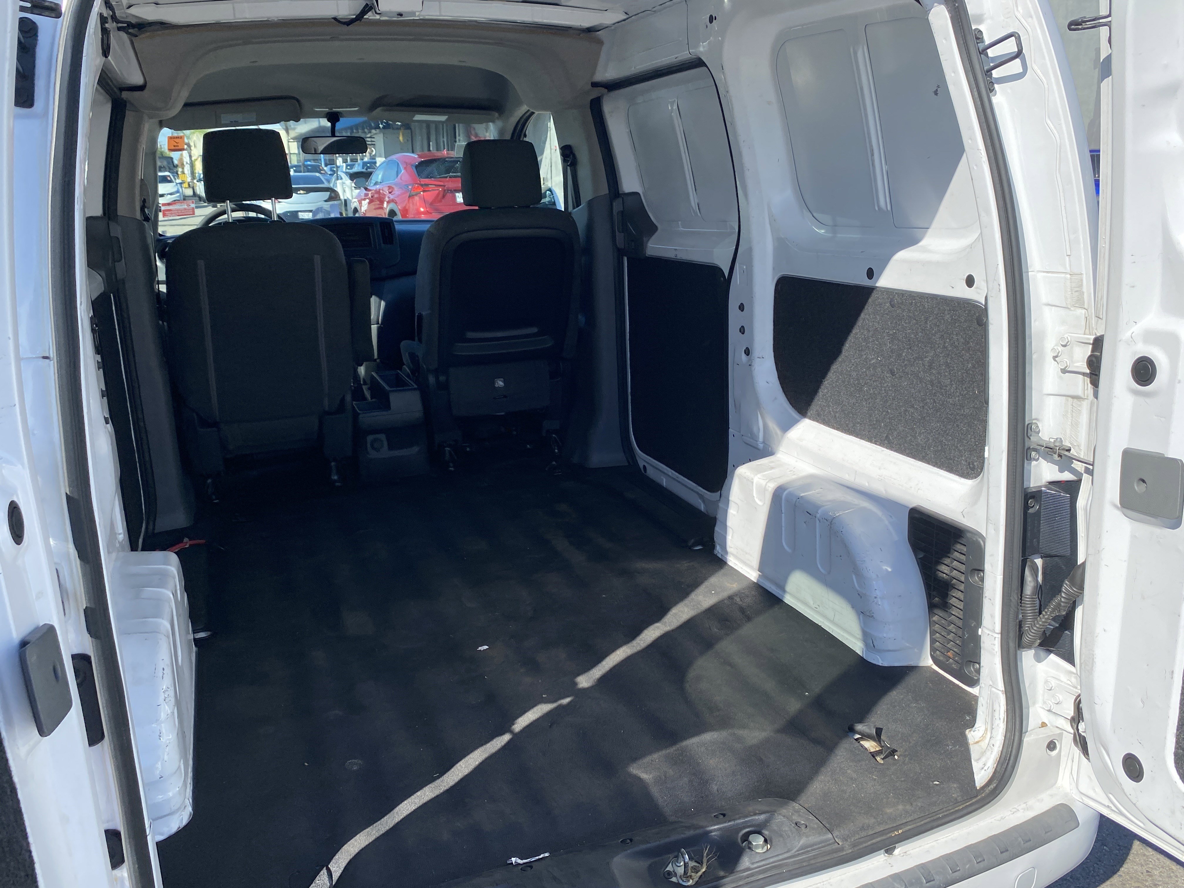 Used 2020 Nissan NV200 SV w/ Back Door Glass Package image 19