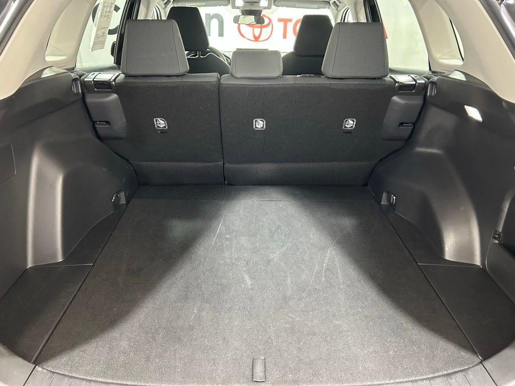 Used 2025 Toyota RAV4 LE image 16