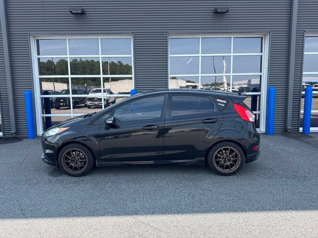 Used 2016 Ford Fiesta ST w/ ST Recaro Package FWD image 2