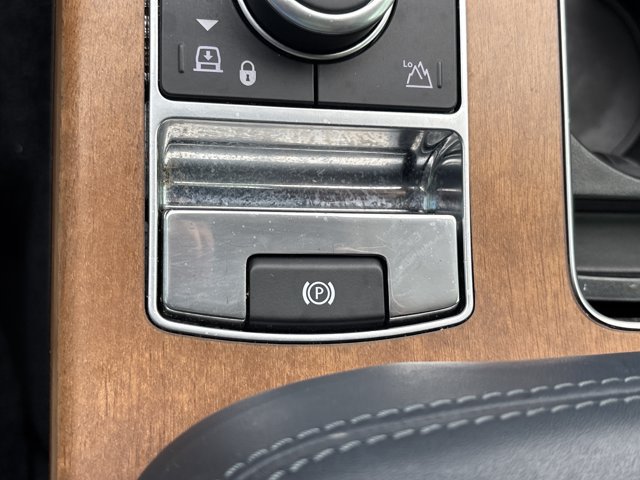 Used 2020 Land Rover Range Rover HSE AWD/4WD image 47