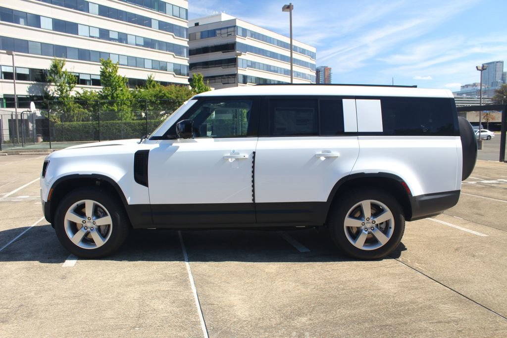 New 2025 Land Rover Defender 130 S image 6