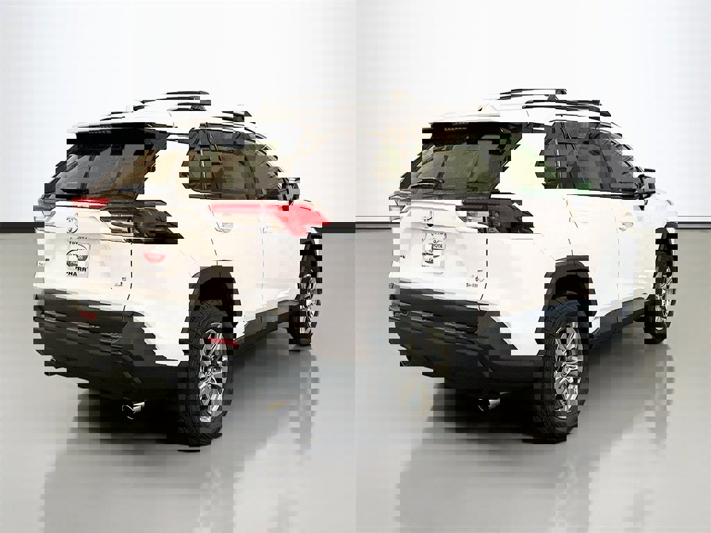 New 2025 Toyota RAV4 LE image 4