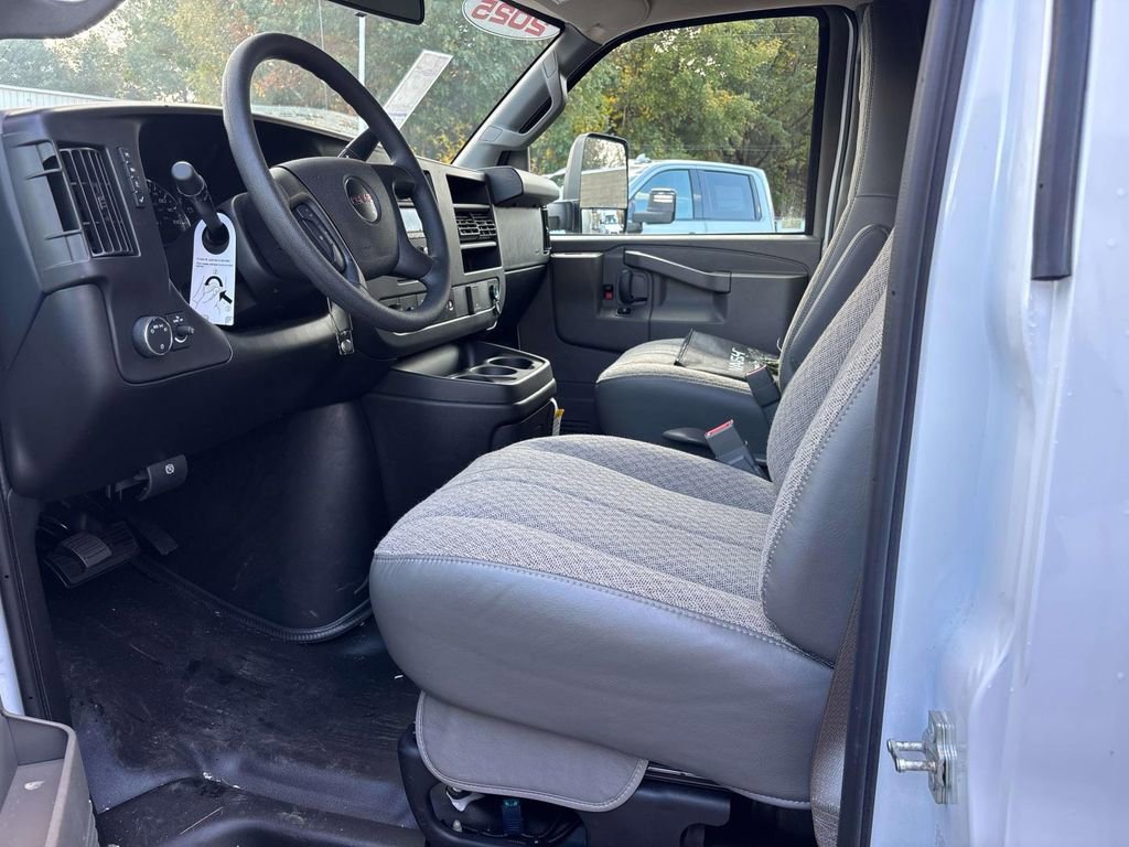 New 2024 GMC Savana 3500 w/ Power Convenience Package image 6
