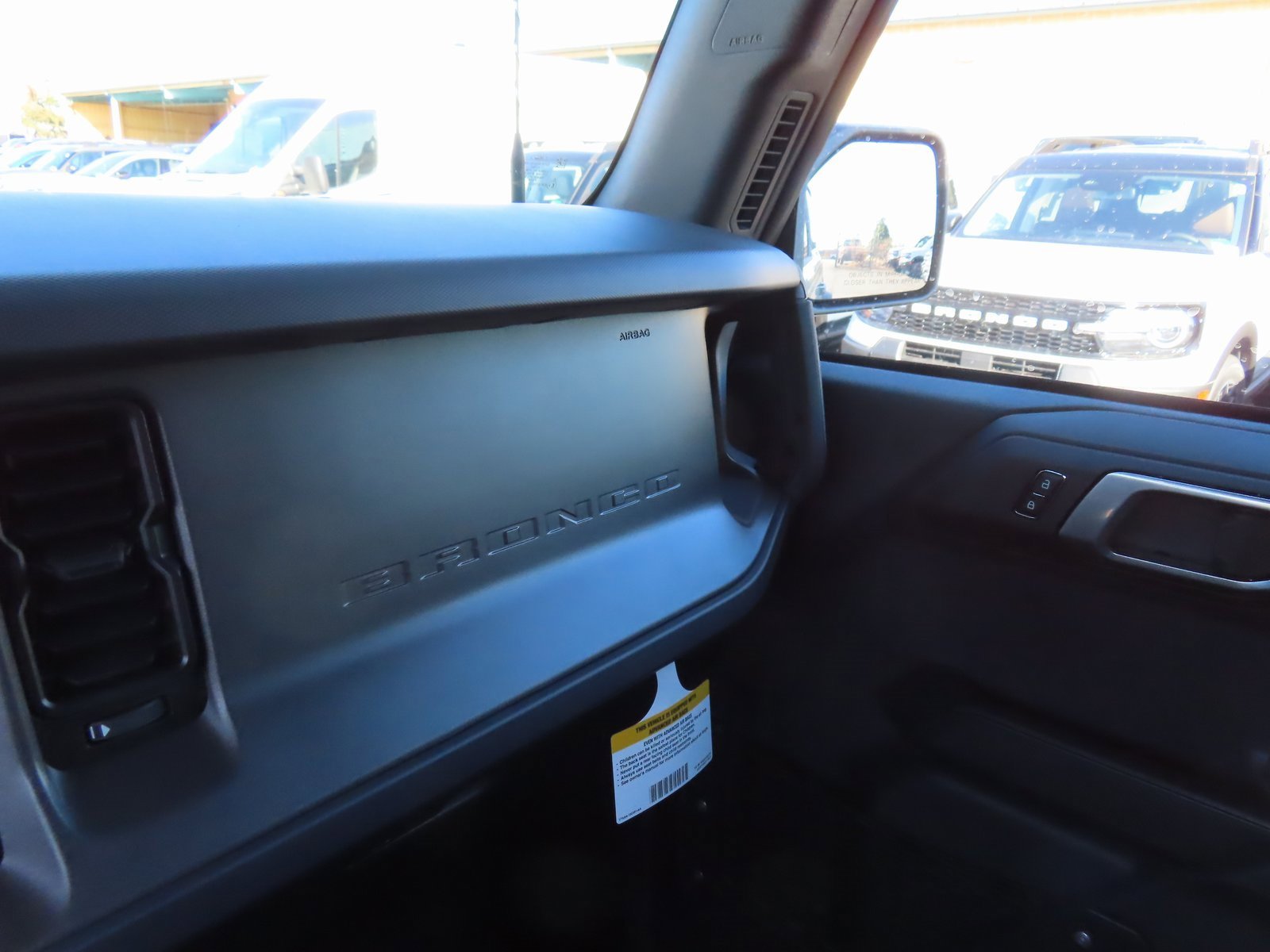 New 2025 Ford Bronco Big Bend w/ Black Diamond Package image 11