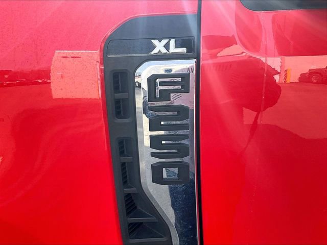 Used 2024 Ford F250 XL w/ XL Chrome Package AWD/4WD image 8