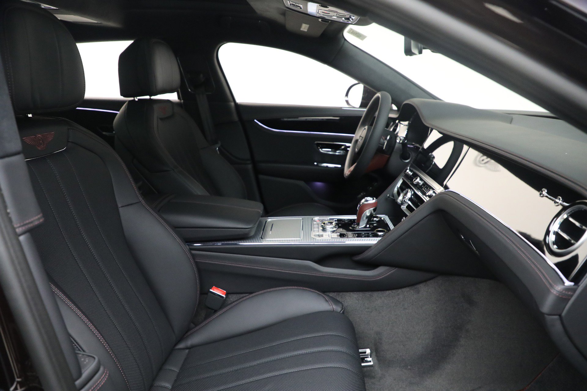 New 2026 Bentley Flying Spur Plug-In Hybrid image 24