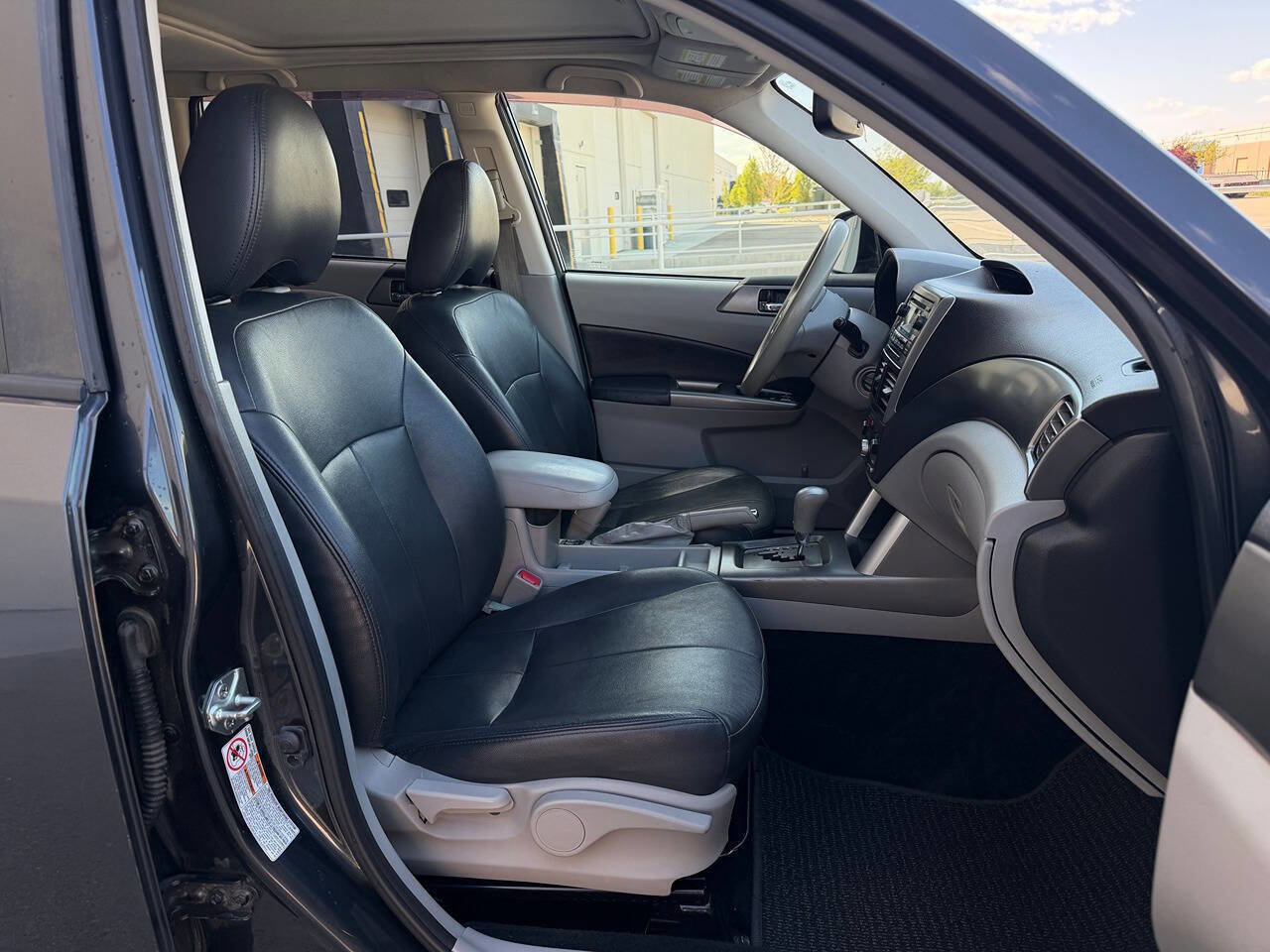 Used 2012 Subaru Forester 2.5X Premium AWD/4WD image 18