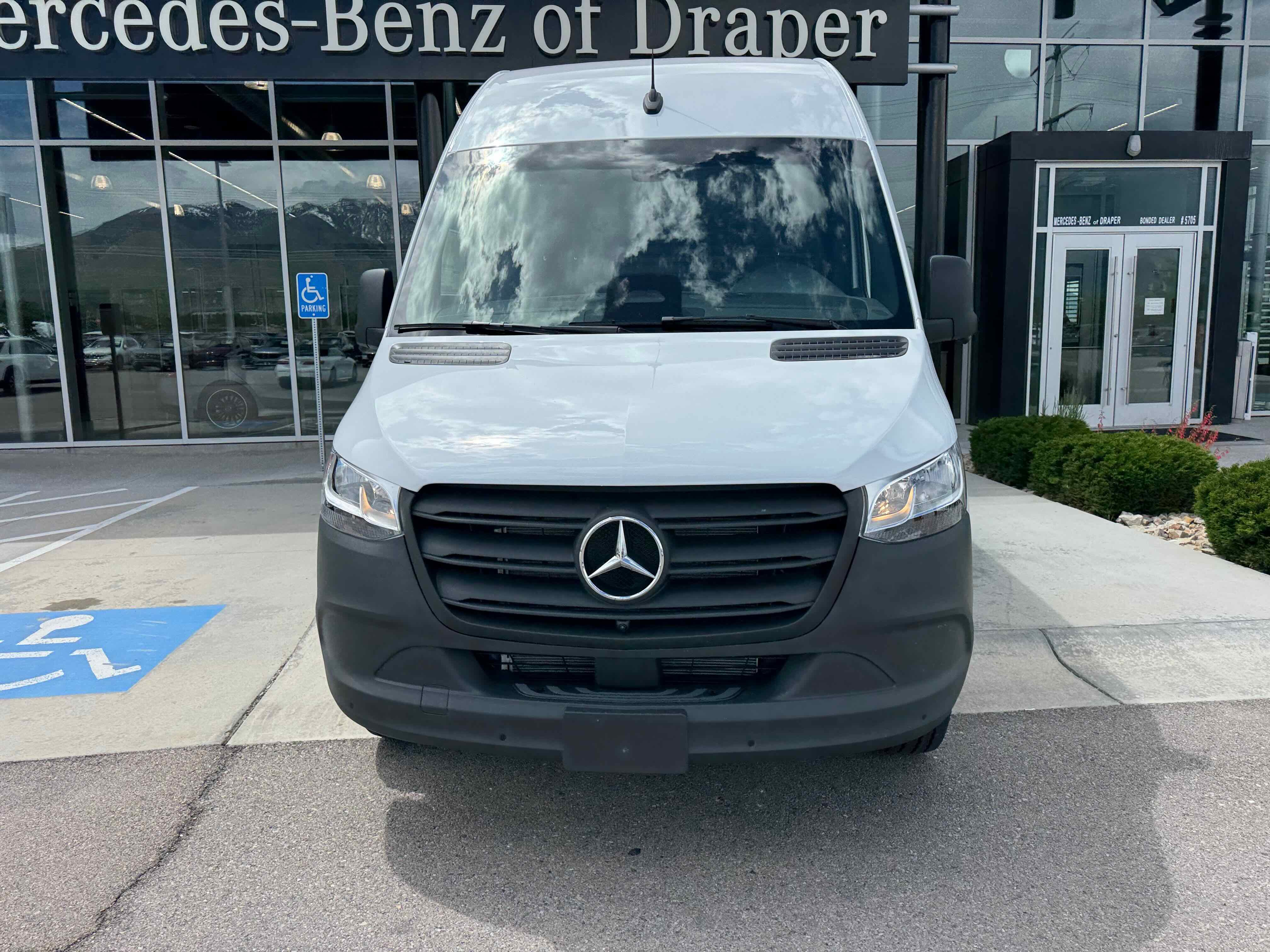 New 2025 Mercedes-Benz Sprinter 2500 image 12