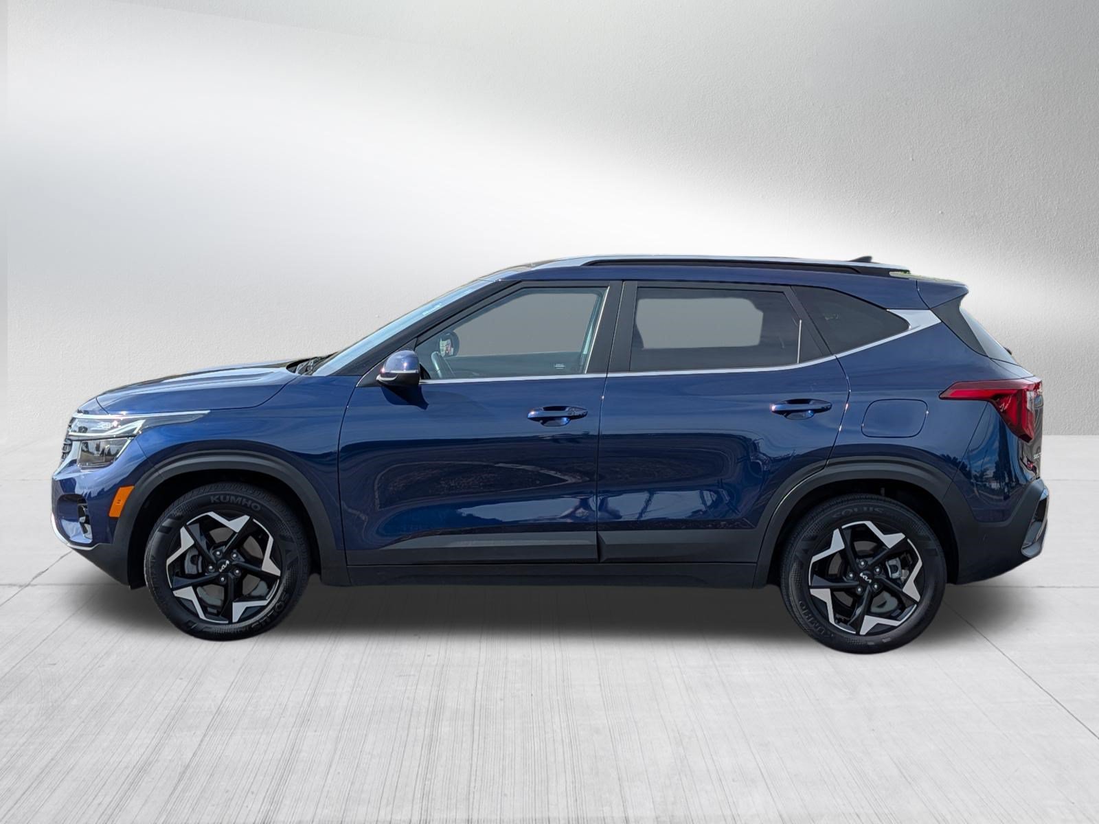 Certified 2024 Kia Seltos EX AWD/4WD image 4