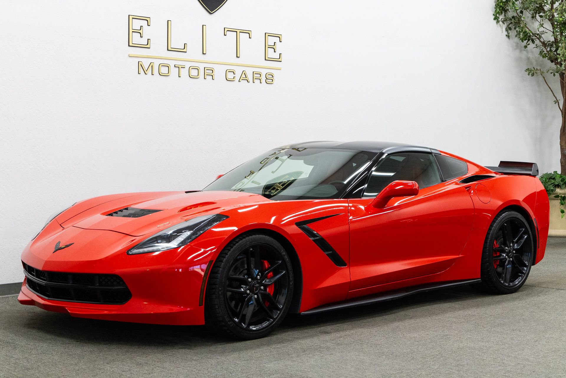 Used 2016 Chevrolet Corvette Stingray Coupe image 1