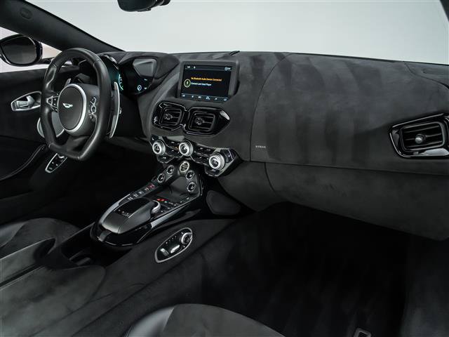 Used 2021 Aston Martin V8 Vantage Coupe RWD image 26