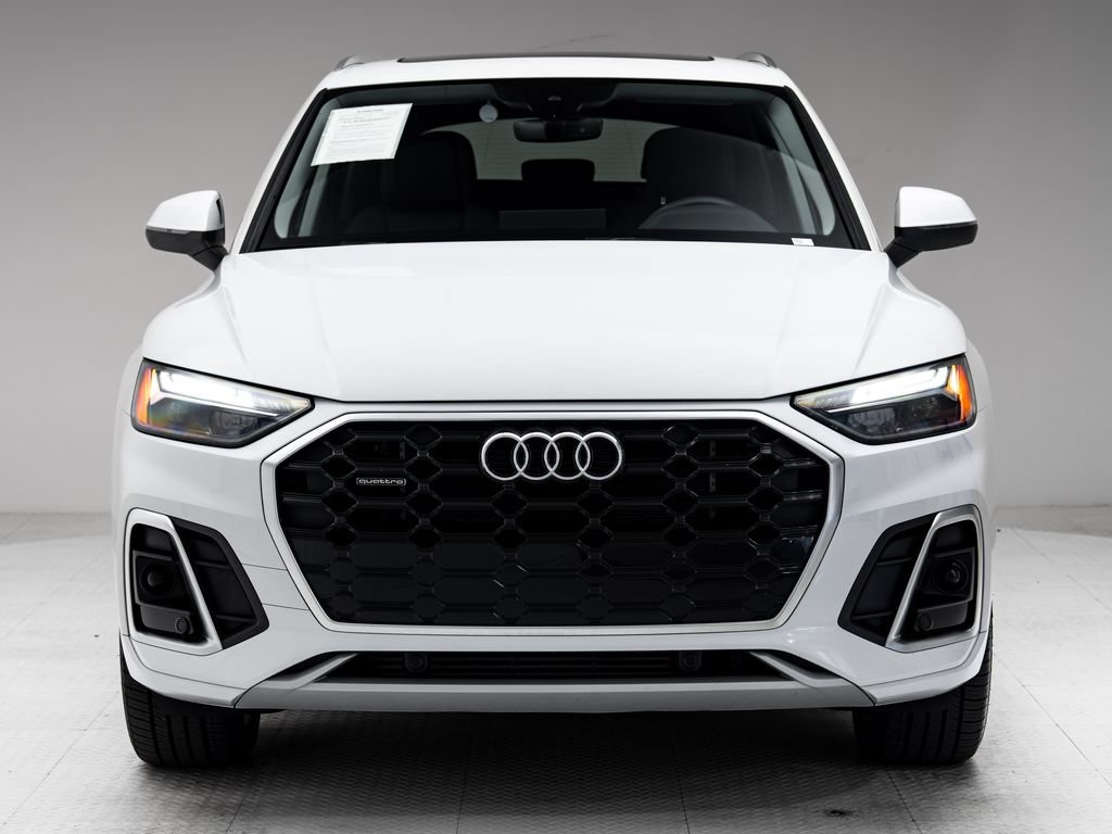 Used 2023 Audi Q5 e Premium w/ Convenience Package AWD/4WD image 28