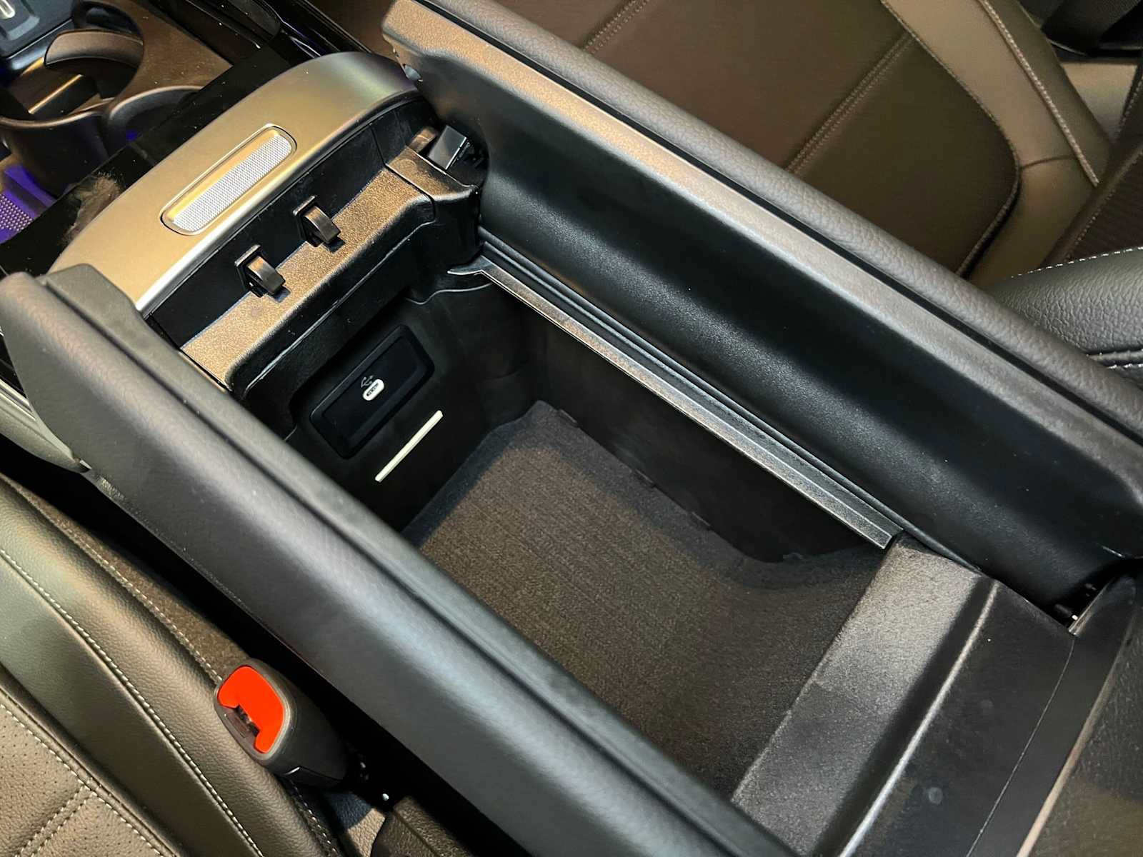 New 2027 Mercedes-Benz GLC 300 4MATIC image 35