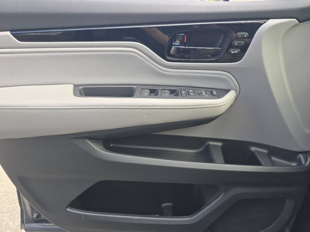 Used 2023 Honda Odyssey Touring image 26