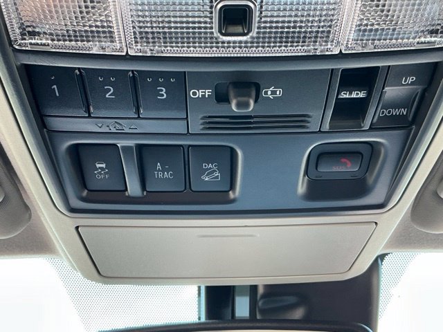 Used 2023 Toyota 4Runner SR5 Premium w/ Moonroof Package AWD/4WD image 30