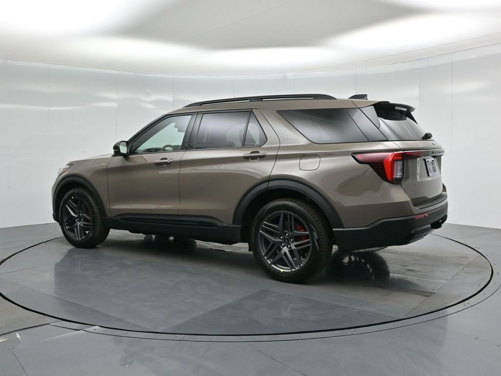 New 2026 Ford Explorer ST-Line w/ ST-Line Street Pack image 6