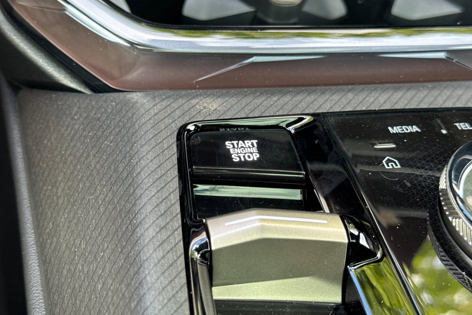 Used 2025 BMW X3 xDrive30i w/ Convenience Package image 16