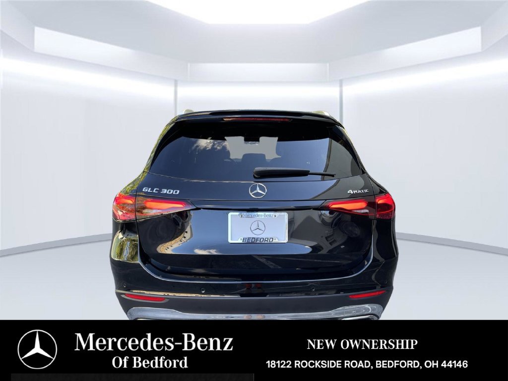 Used 2026 Mercedes-Benz GLC 300 4MATIC image 4