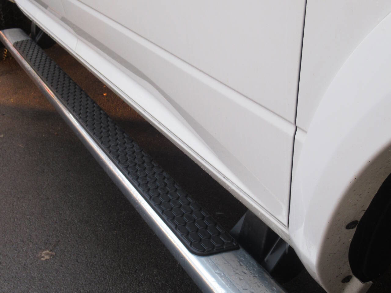 Used 2016 RAM 3500 Laramie image 7