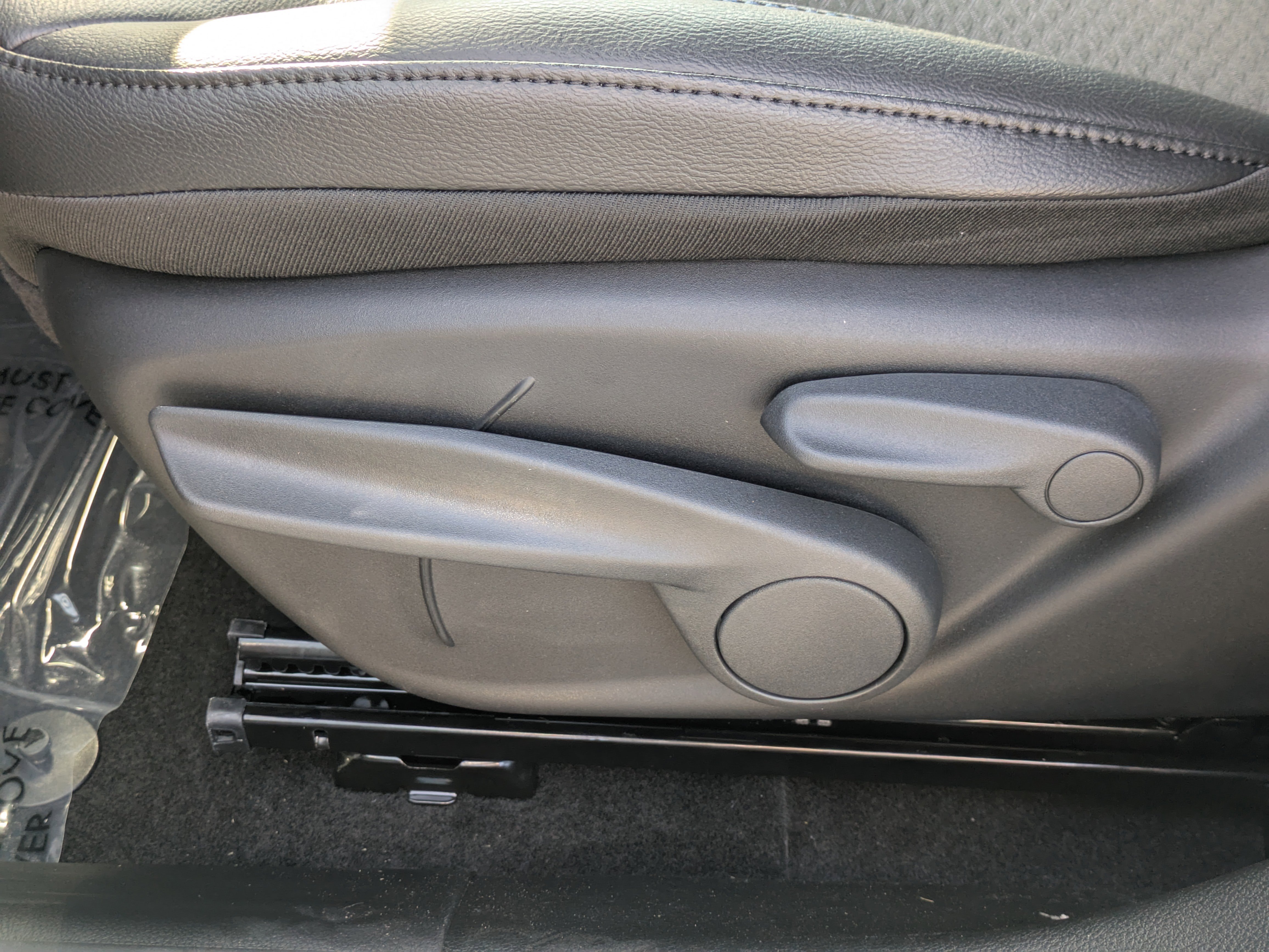 New 2026 Jeep Compass Latitude image 21
