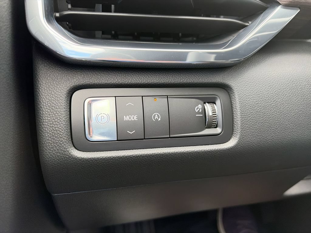 New 2026 GMC Acadia Denali FWD image 24