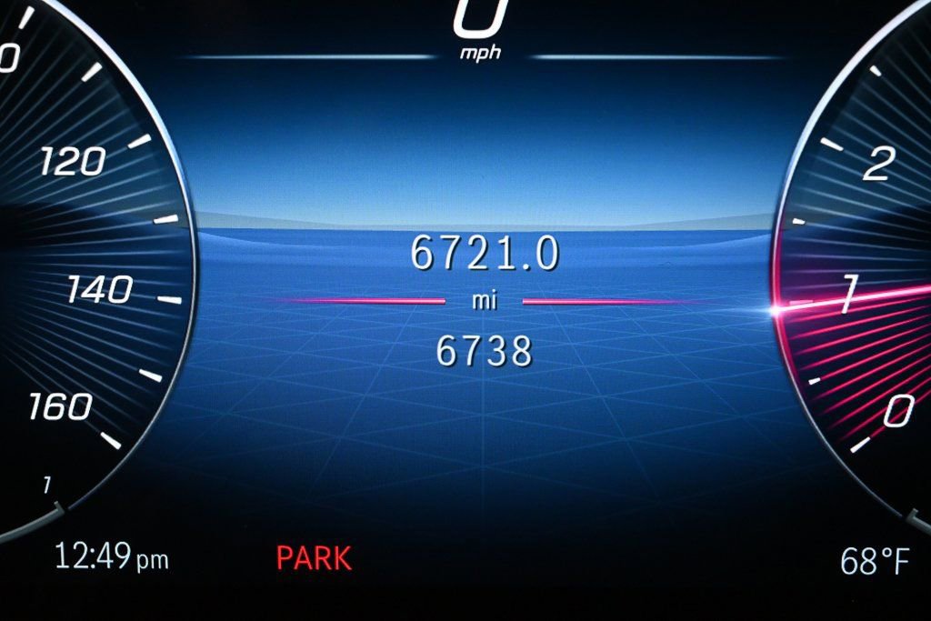 Used 2025 Mercedes-Benz GLB 250 image 12