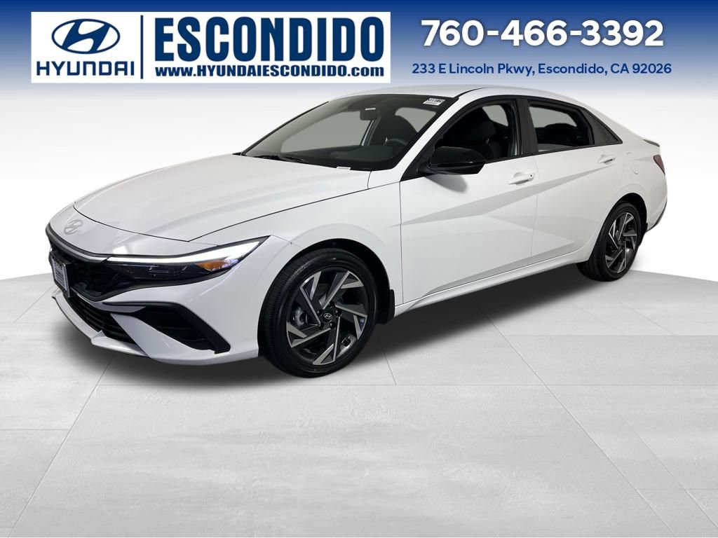 New 2025 Hyundai Elantra SEL