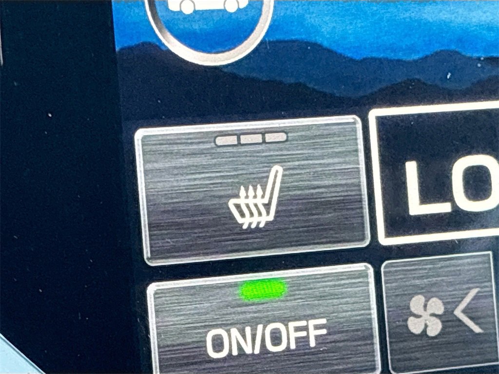 Used 2024 Subaru Ascent Limited image 20