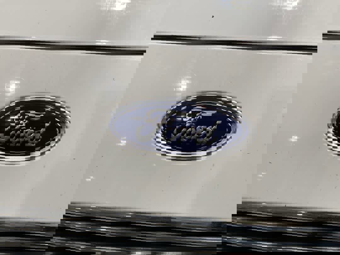 Used 2020 Ford Fusion SE image 10