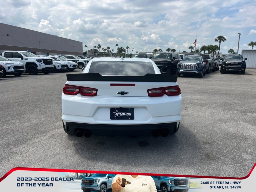 Used 2024 Chevrolet Camaro LT image 7